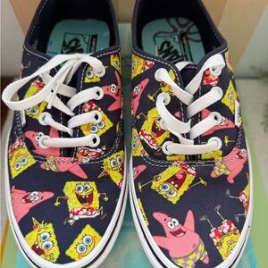 Vans ComfyCush SpongeBob Sneakers - Black and Yellow. New with box.